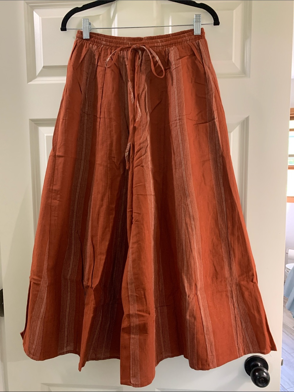 Style Rack Midi Skort in Rust - Picture 2 of 5